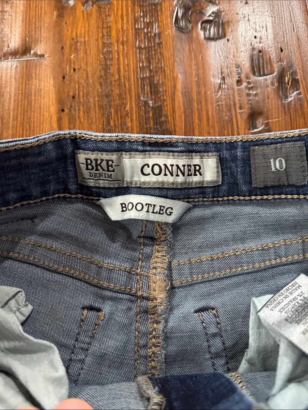 BKE DENIM CONNER SIZE 10 BOOTLEG JEANS BOYS LIKE NEW - Picture 5 of 16